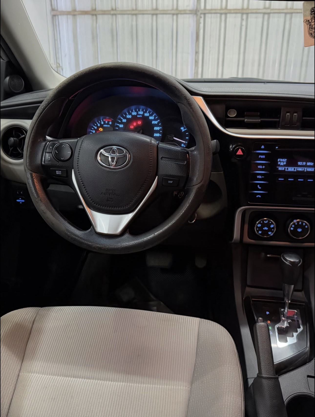Toyota Corolla XEI — foto 8