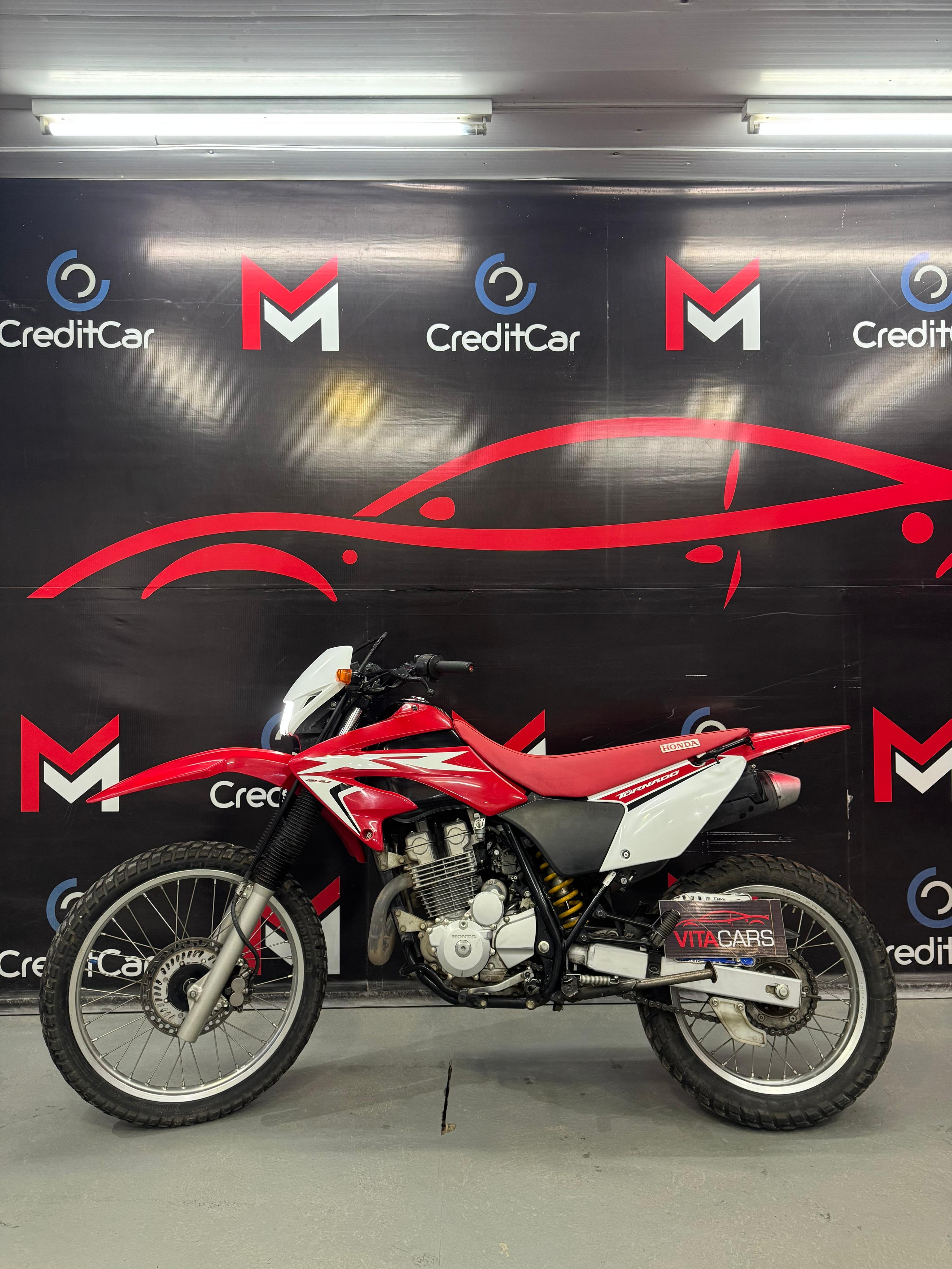 Honda 250 Tornado — foto 5