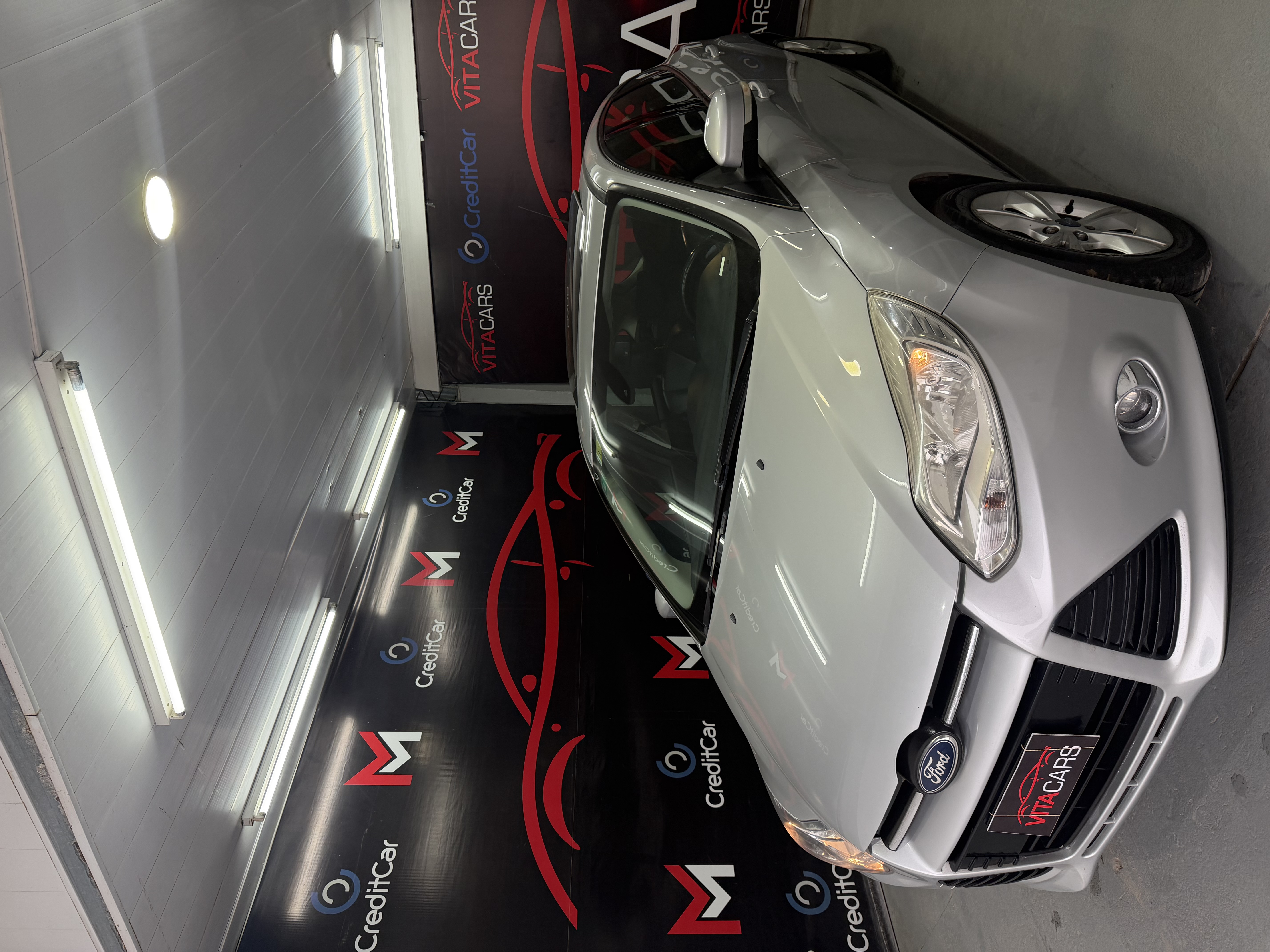 Ford Focus SE Plus AT — foto 1