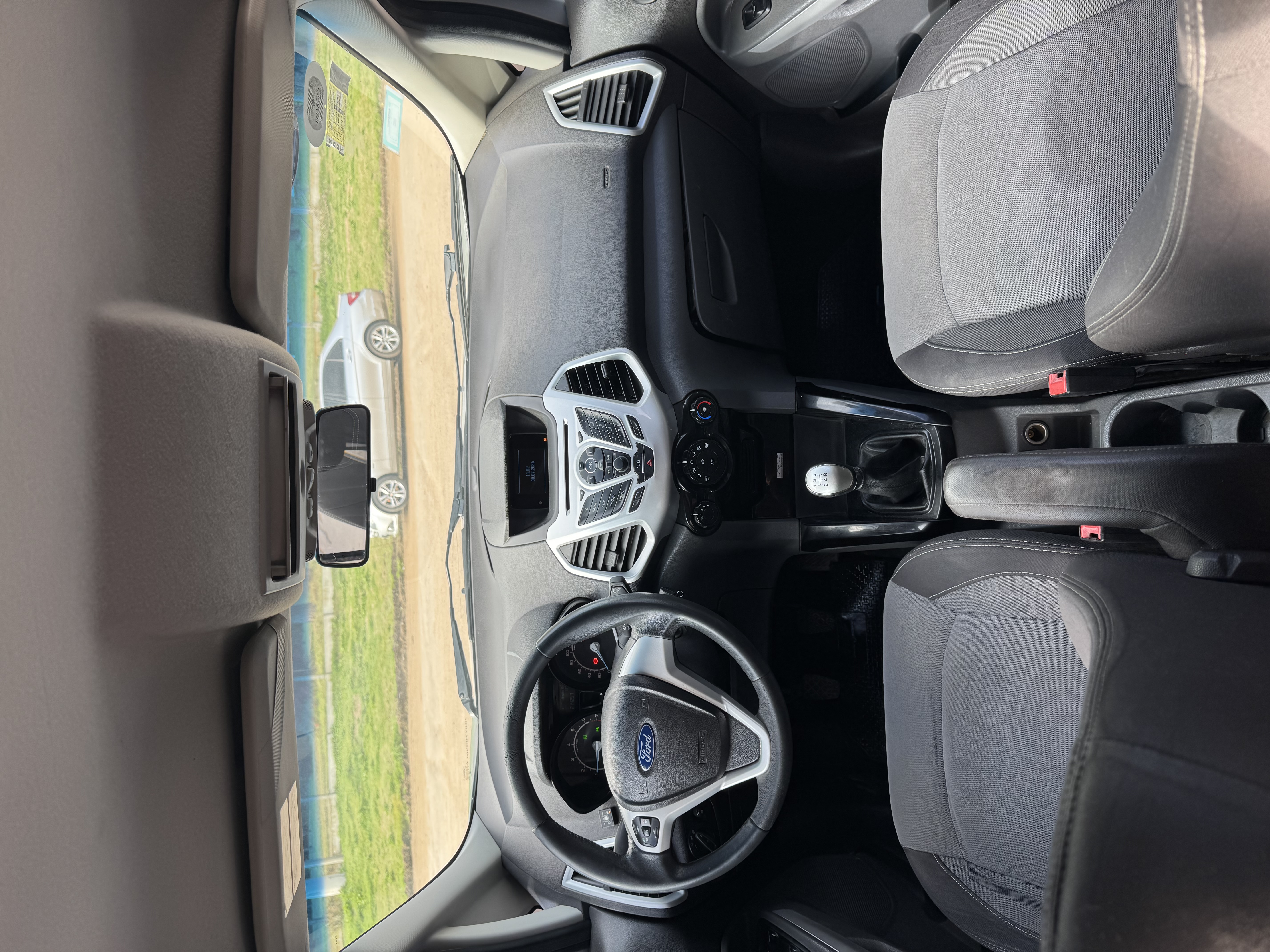 Ford EcoSport — foto 9