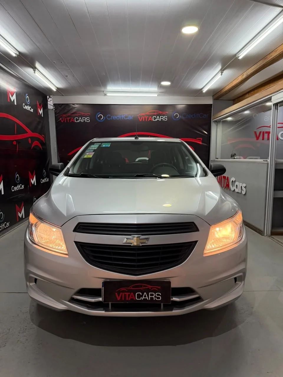 Chevrolet Ónix LT — foto 1